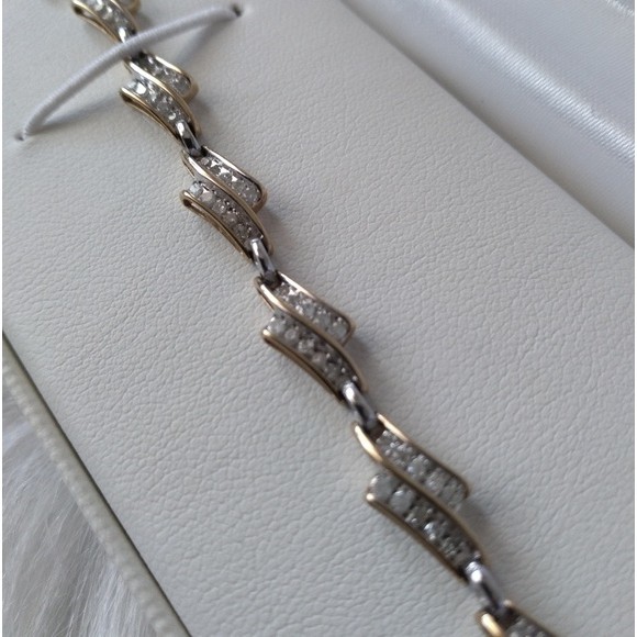 VINTAGE 10K Gold Diamonds Bracelet Tennis Bracelet Stamped JAFA - Picture 5 of 13